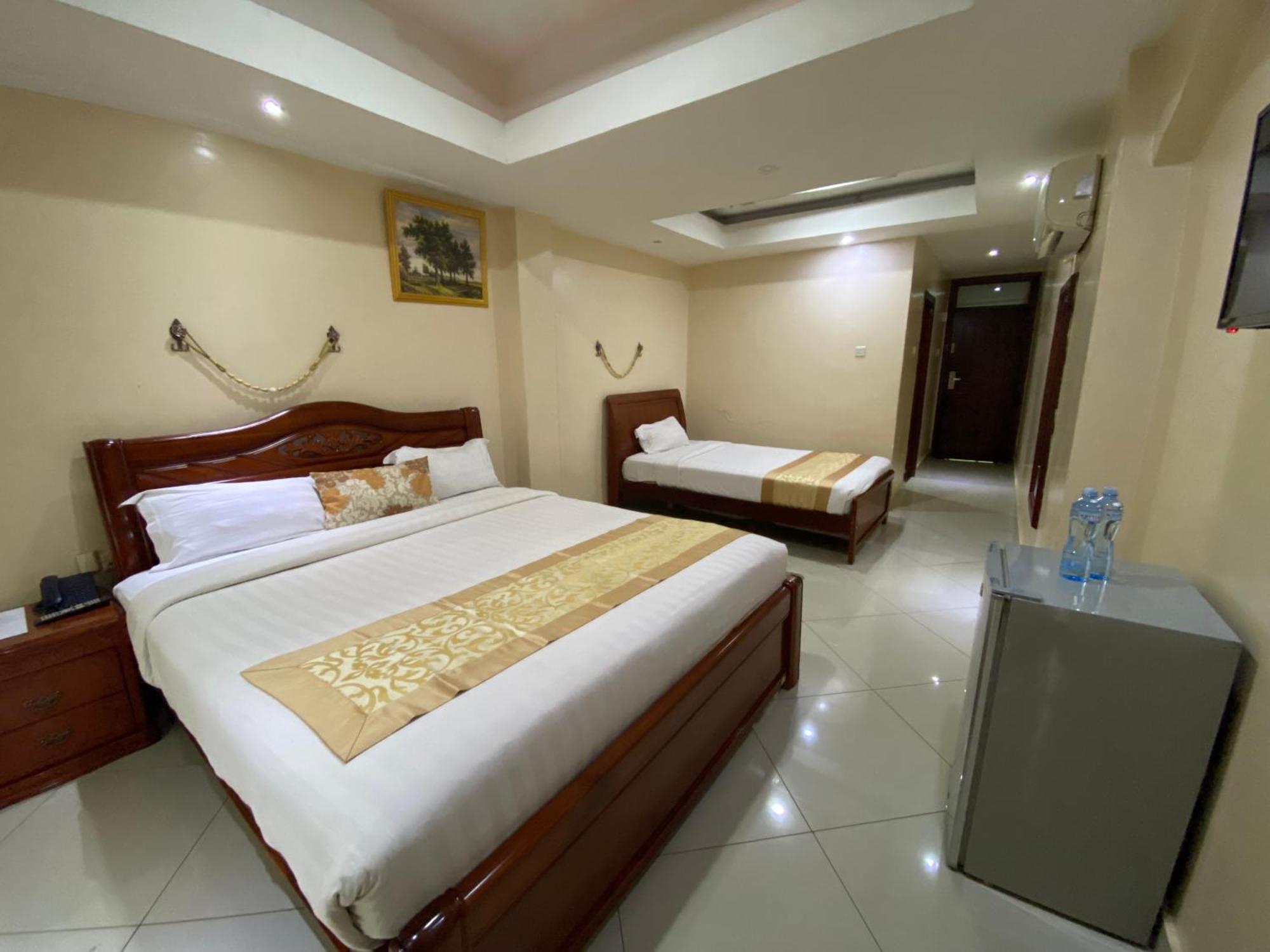 La Grande Hotel คัมพาลา ภายนอก รูปภาพ