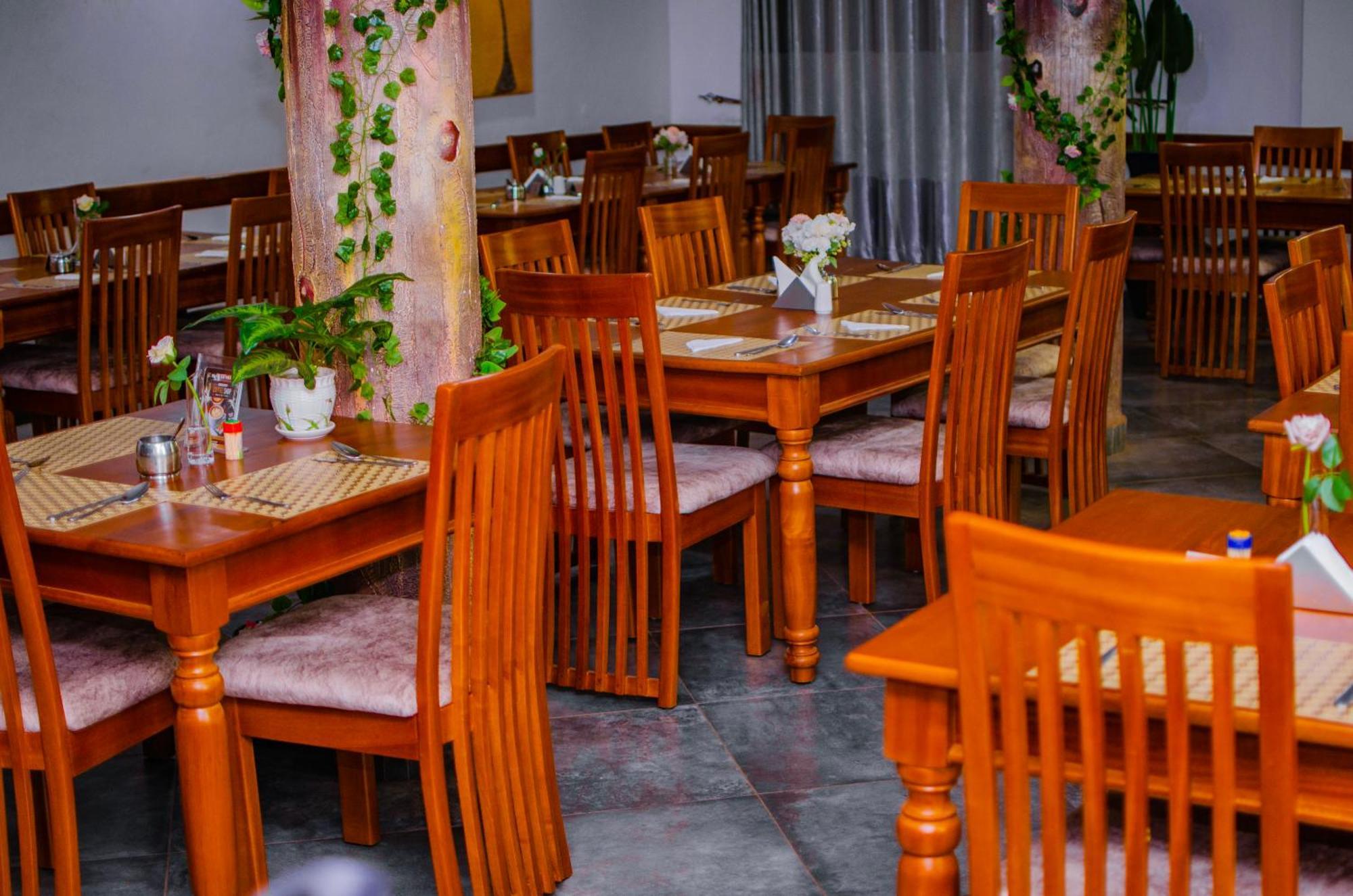 La Grande Hotel คัมพาลา ภายนอก รูปภาพ