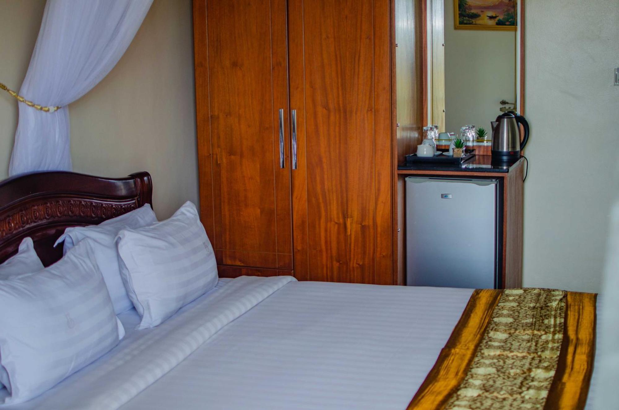 La Grande Hotel คัมพาลา ภายนอก รูปภาพ